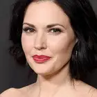Laura Mennell profile