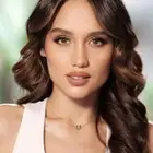 Cinta Laura Kiehl profile