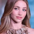 Emily Rudd profile Emily Rudd profile